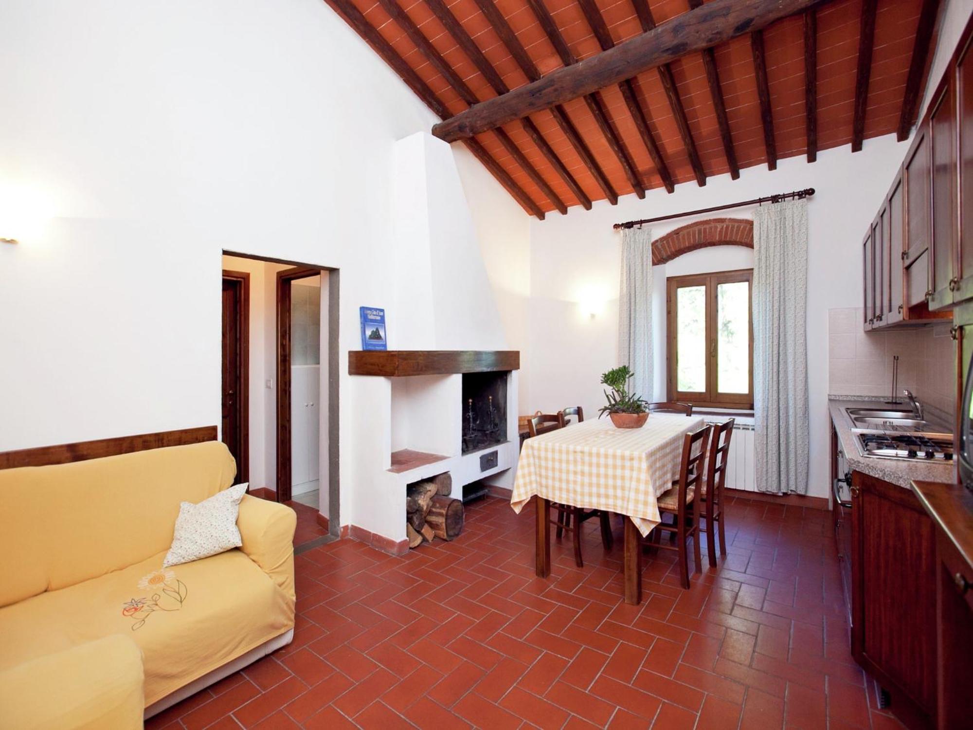 Pleasant Apartment With Swimming Pool Garden Bbq Parking Lucolena in Chianti Eksteriør billede